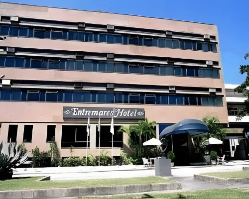 Entremares Hotel โรงแรมใกล้หาด Joatinga Beach