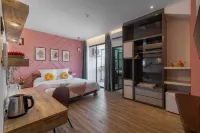 Stay.VIE Hotel Hotels in Tegalsari