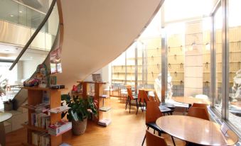 Hotel Santoku