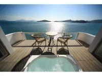 Marine Resort Hotel Mare Ξενοδοχεία στην πόλη Κούρε
