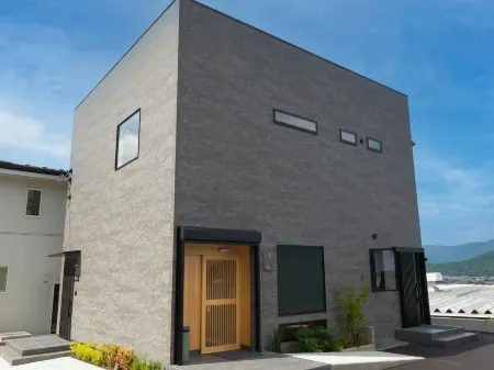 SWEET VILLA TAKASAMA 2 Отели в г. Фудзиёсида