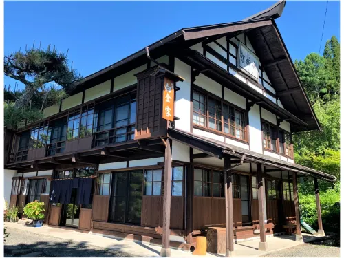 ยาโดยะ ชิโรกาเนะยะ - สัตว์เลี้ยง