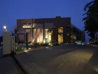 The Gold Beach Resort Hotels in der Nähe von मिरासोल लेक गार्डन