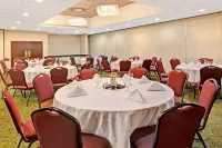 Ramada by Wyndham Statesville Các khách sạn ở Statesville