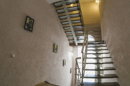 Отель "Классик" Отели рядом с достопримечательностью «Национальный исследовательский Томский политехнический университет»