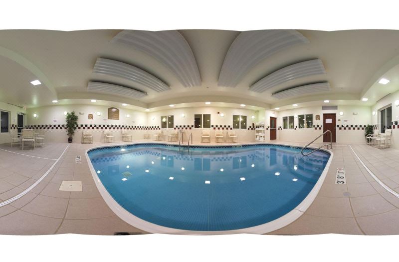 Holiday Inn Express & Suites Independence-Kansas City by IHG photo 2