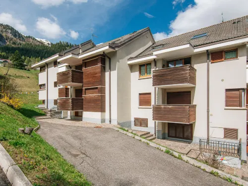 Enrosadira Hoteles en Alba