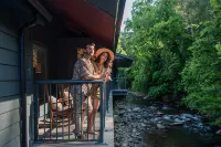 Historic Rocky Waters Inn, A Small Luxury Hotel - Romantic