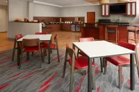 Fairfield Inn & Suites Columbus OSU - breakfast