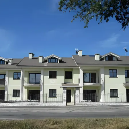 Eremes Rooms & Apartments