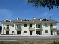 Eremes Rooms & Apartments