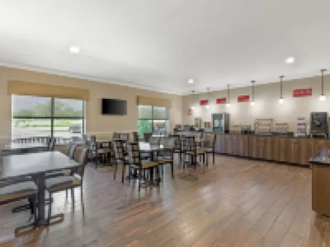 伯利森貝斯特韋斯特優質套房酒店 約翰遜縣酒店