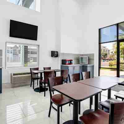 SureStay Hotel by Best Western Buena Park Anaheim Dining/Meeting Rooms