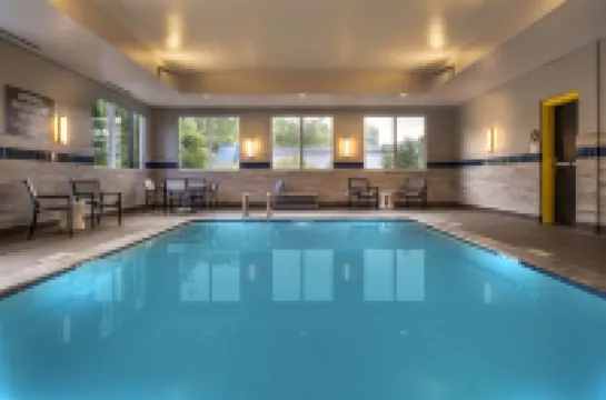 GLo Best Western Asheville Tunnel Road