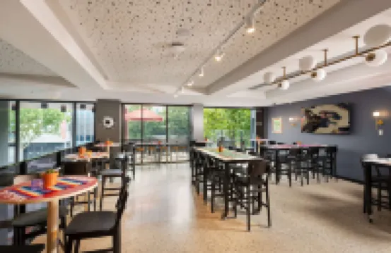 Tryp by Wyndham Pulteney Street Adelaide