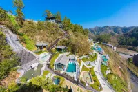 Wyndham Grand Plaza Royale Hot Springs Fenghuang Hôtels à : Fenghuangxian