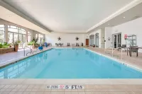 Embassy Suites by Hilton Grapevine DFW Airport North - Pools