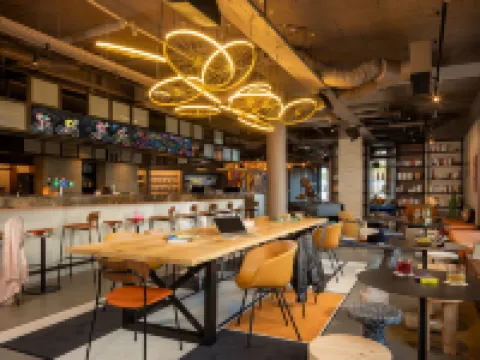 モクシー・パリ・クラマール クラマールのホテル