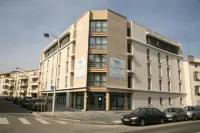 Nemea Appart Hotel Home Suite Nancy Centre Hotels near FNAC Nancy