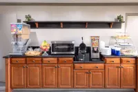 Days Inn by Wyndham Baytown Garth Road I10 East - breakfast