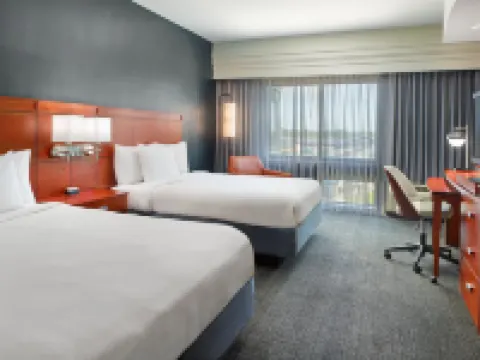 コートヤード バイ マリオット ワーナー ロビンズ ワーナーロビンズのホテル