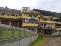 Padmashree Lodge Hotels near Kerekatte Vanyajeevi Valaya Checkpost