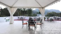 Hotel Lake Inn