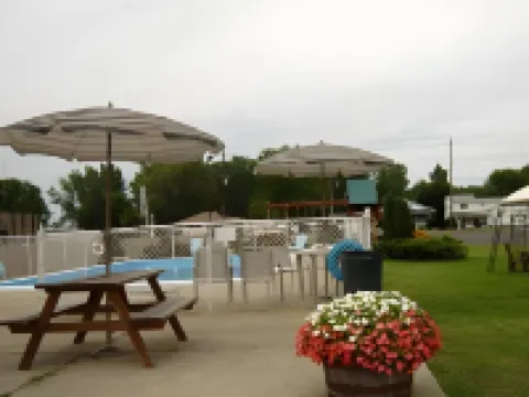 The Gables Inn Hoteles en Sarnia