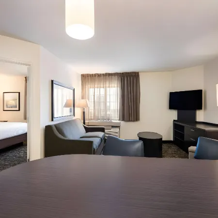 Sonesta Simply Suites Orange County Airport