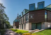 New Peterhof Hotel 페테르호프 궁전과 정원 주변 호텔