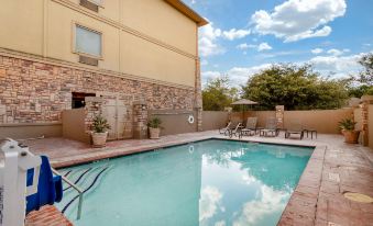 Best Western Plus Goliad Inn  Suites