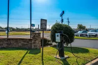 Best Western Sherwood Inn  Suites - parking