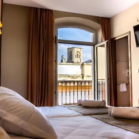 Hotel Reina Cristina