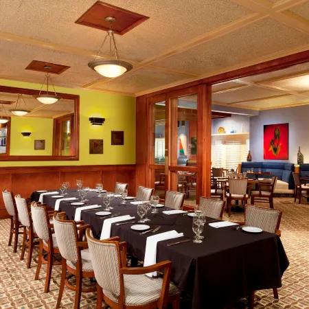 Four Points by Sheraton Bakersfield
