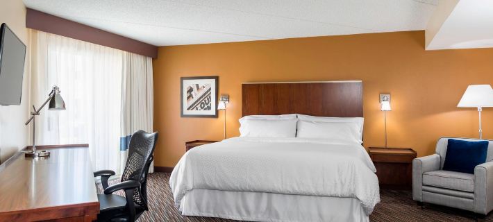 Four Points by Sheraton Buffalo Grove Hotels in Lake County