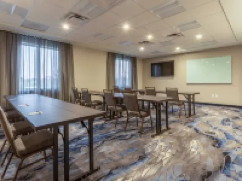 印第安納波利斯富蘭克林萬豪萬楓套房酒店 尼德姆酒店