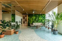 Green Side Apart Hotel