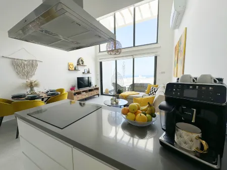 Lovely furnished one-bedroom apartment with an amazing sea view