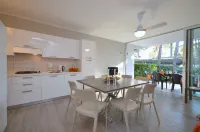 Spacious villa in Lignano Hotel a Lignano Pineta