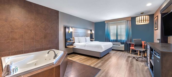 La Quinta Inn & Suites by Wyndham Woodway - Waco South Hotels in McLennan County