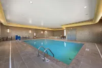 Best Western Plus Lakeview Hotel - piscina