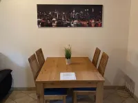 Schöne Ferienwohnung "hubertus" im Dachgeschoss Hotels in Holzkirchen