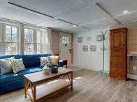 Sunny Cottage Hotels in Biddeford
