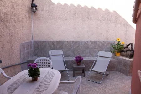 Les Oliviers de la Romarine Отели в г. Кассис