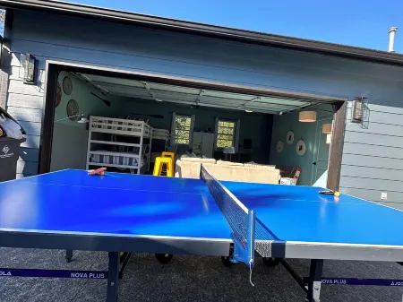 Harbor Vista On Par: Whidbey’s newest remodeled space with water views & hot-tub Отели рядом с достопримечательностью «Парк округа Дабл Блафф»