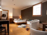 Small romantic apartment with sauna, garden, pool Hotels in Pegau