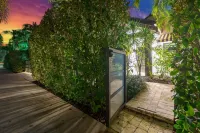 Downtown Luxury Home + Guest Home w/ Heated Pool & Spa 3 blocks to Atlantic Ave Hotels in Delray Beach