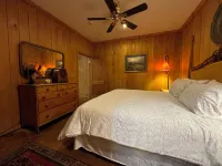 Charming 1-bedroom apartment in Oxford Hoteles cerca de University of Mississippi