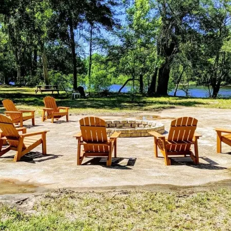 Serenity Springs On The Suwannee Cabin #1 Отели в г. Дикси