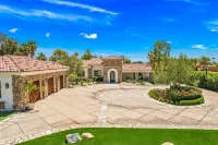 Luxury+deals,Cinema,Basketball,Volleyball, Pickleball, Putting Green,Ping Ping